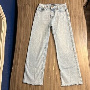 MODERN AMERICAN REXFORD FLEA MKT BLUE RAW HEM JEANS 28